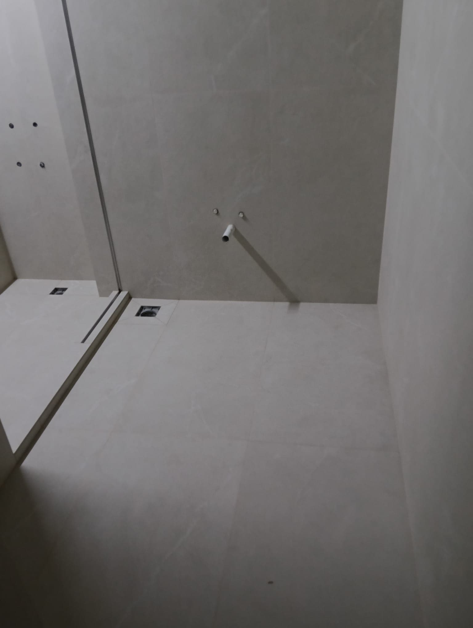 Floor Tiling (Homogeneous & Ceramic)